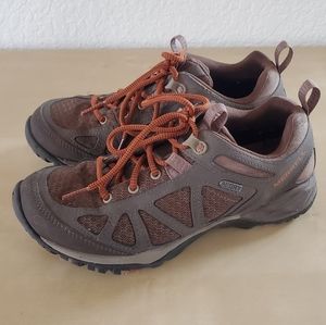 Merrell Siren Sport Q2 hiking shoes